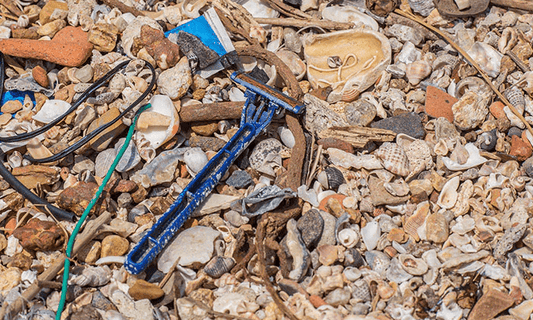 L'impact des rasoirs en plastique sur l'environnement